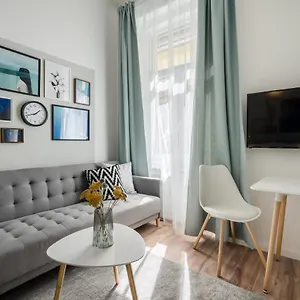 A13- Boutique Apartments, Location, By Bqa , Budapest Ungarn