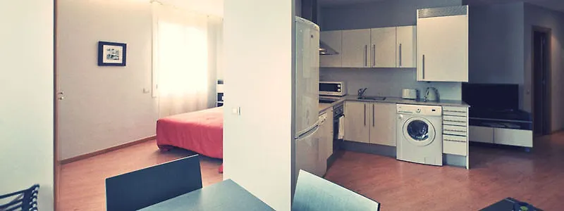 Amister Apartments Barcelona