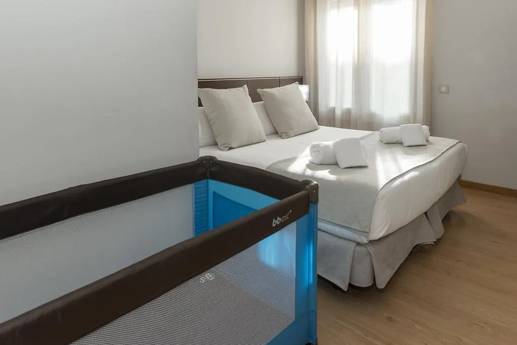 Amister Apartments Barcelona