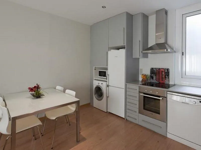 Amister Apartments Barcelona