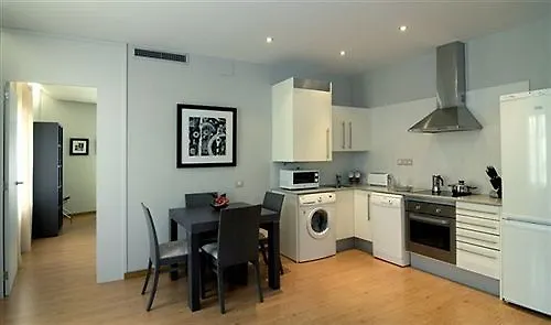 Amister Apartments Barcelona