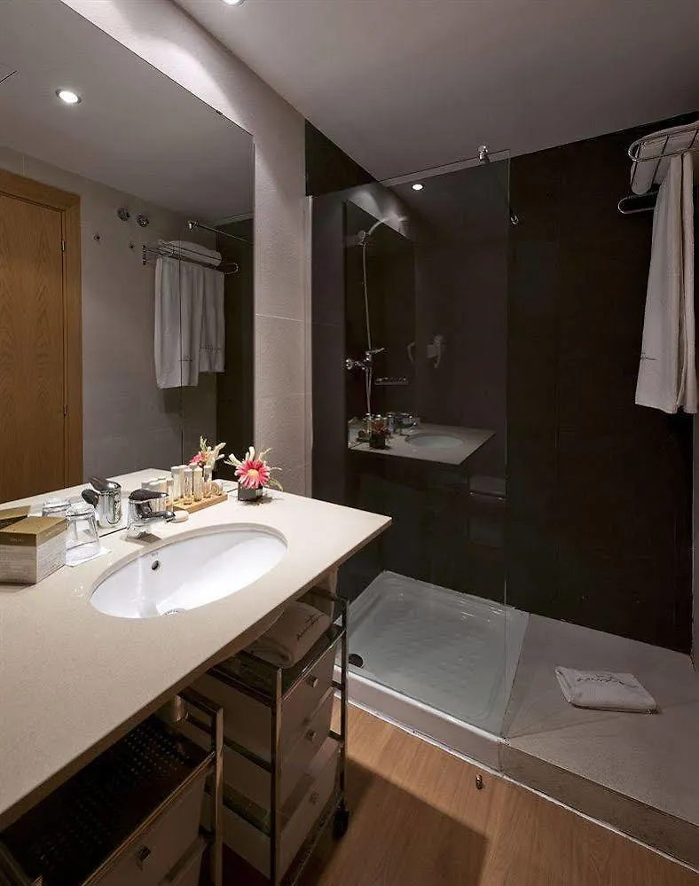 Amister Apartments Barcelona