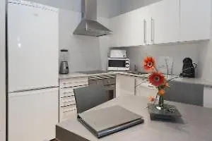 Amister Apartments Barcelona
