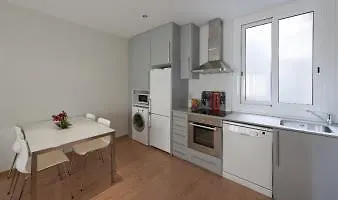 Amister Apartments Barcelona